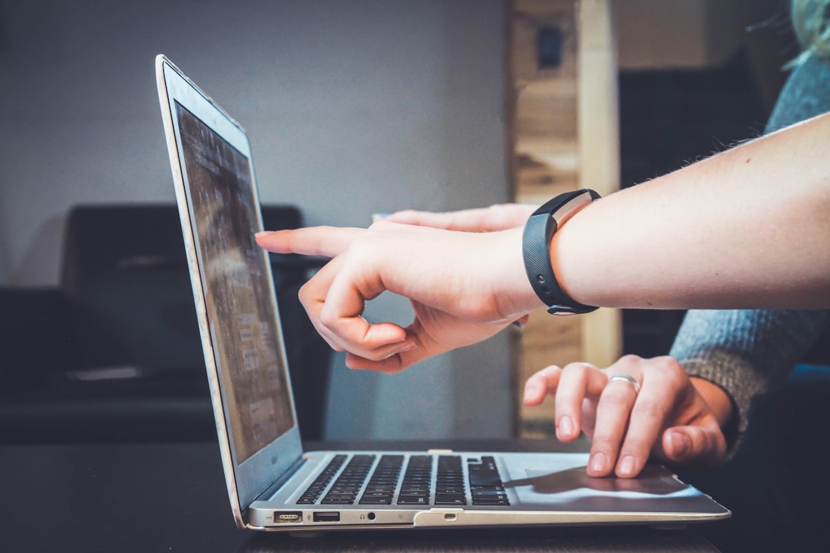 Burnt Out But Still Scrolling? You Might Have Digital Burnout (Yep, It’s Real)